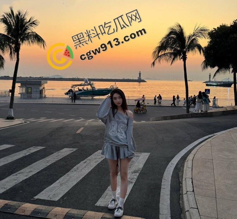 天生尤物,宁波理工学院校花郭霄敏被金主包养:性感情趣装、骑乘位高潮、爆操无套内射-3