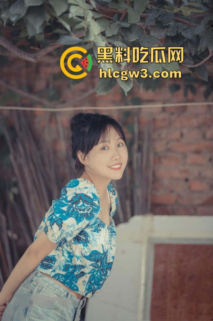 云南大三学姐 刘晓琳 白天是温柔学姐夜晚却是很少母狗 人送外号校园公交车!-7