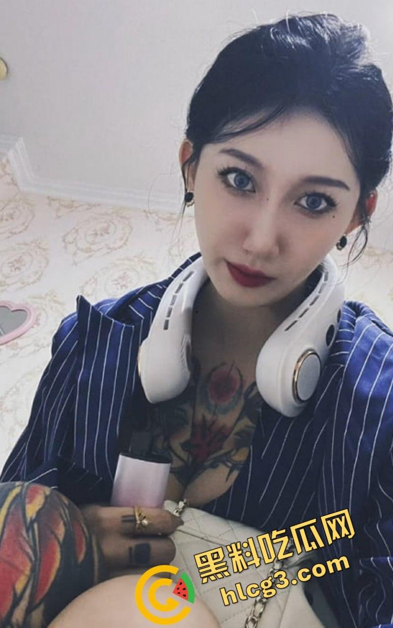 快手爆炸丑闻!纹身女神『彤謌』与榜大哥私会渔网做爱视频外泄,清纯颜值暗藏“风骚”真相!-10