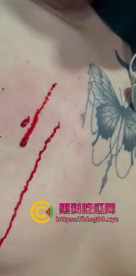 南京亚文化骚货『田凝熙』操贱无敌,外网卖白虎逼照玩非主流,针扎奶子自残血流成河!-20