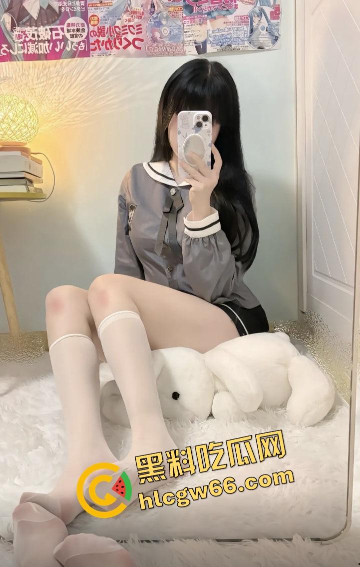 青岛萝莉『小福猫』被金主拽双马尾后入,JK制服诱惑双马尾加攻速,链子拴着叫的跟小猫似的!-14