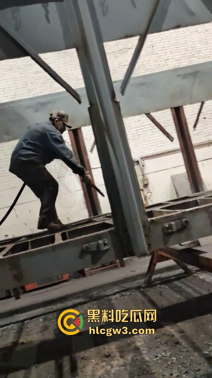 中车西安车辆厂员工爆料：剥削压榨无底线，天天加班干到吐血，还不给一分钱加班费！-10