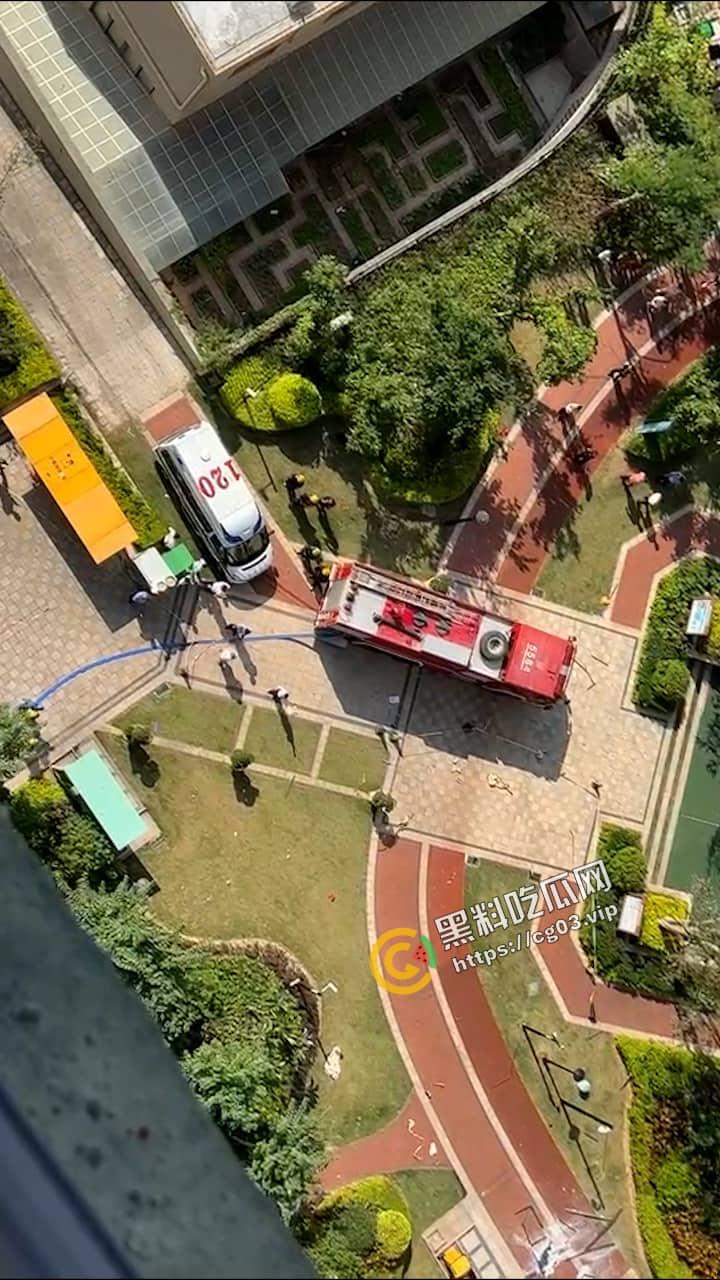 泉州万科小区 夫妻吵架点燃煤气罐引发爆炸 人当场从高层飞出 尸首分离!-6