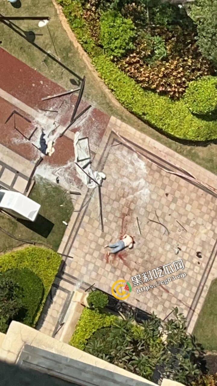 泉州万科小区 夫妻吵架点燃煤气罐引发爆炸 人当场从高层飞出 尸首分离!-9