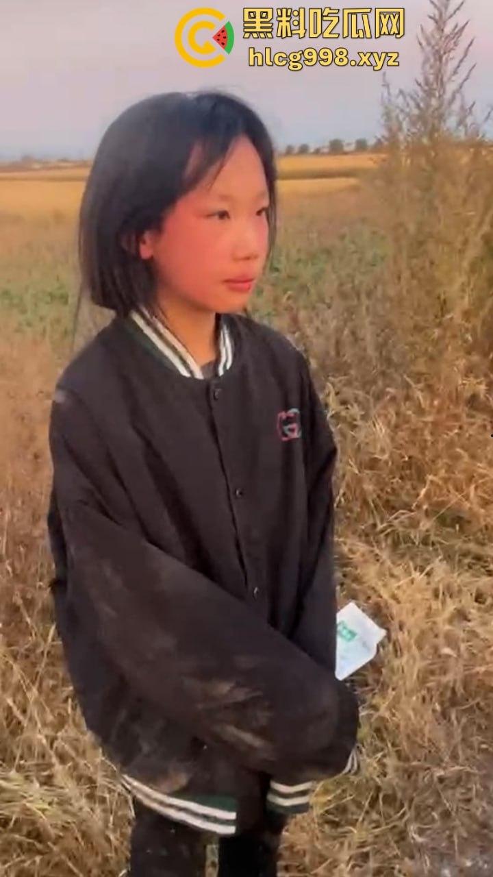 山西女生野外遭7人围殴 视频曝光长达5分钟打骂虐待 真是一群畜生!-2