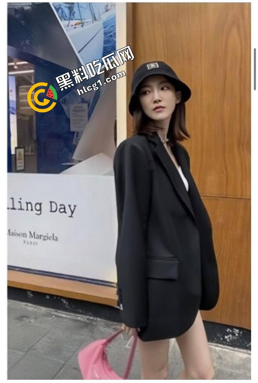 上海师范大学校花吃鸡巴视频曝光，爱好王者荣耀，疑似小代变干爹！-2