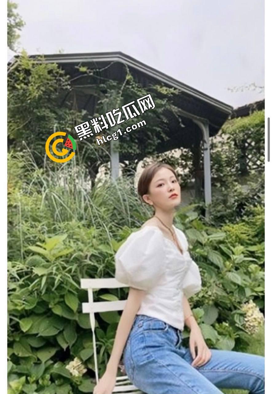 上海师范大学校花吃鸡巴视频曝光，爱好王者荣耀，疑似小代变干爹！-3