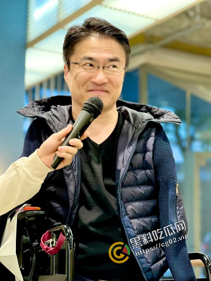 论：一个天生没有四肢的男人，婚后如何出轨50人，究竟用哪种姿势？-1