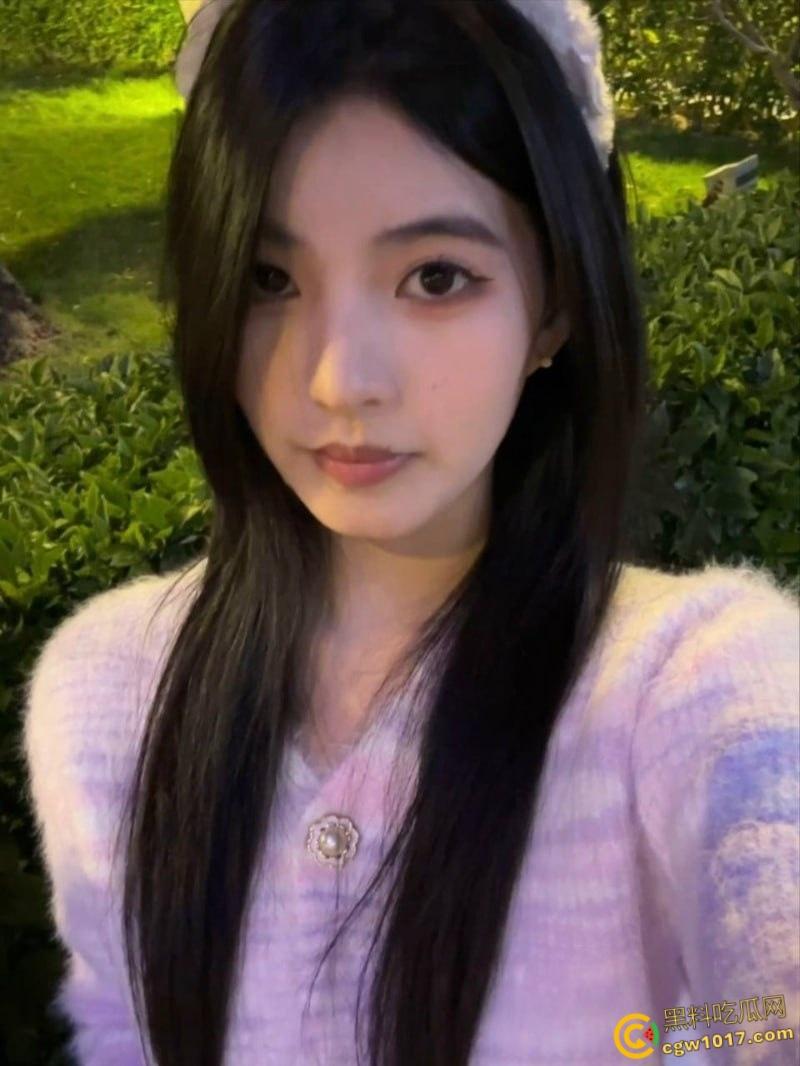 哈尔滨反差学妹【孙薇薇】跟男友做爱视频泄漏，跳蛋震颤骚穴淫水喷涌，清纯学妹床上骚浪无比！-2