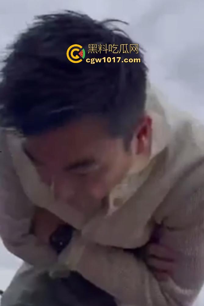 北京妇幼保健院停车场抓奸，律师【许晟骜】带小三产检撞正室丈母娘，小三直接坐地上哭，律师出轨能告赢吗？-4