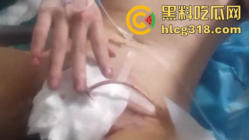 广西猛男刀切小鸡鸡，00后小火竟自己动手割下鸡巴，还给女友口交玩弄，现在都玩这么变态了么！-7