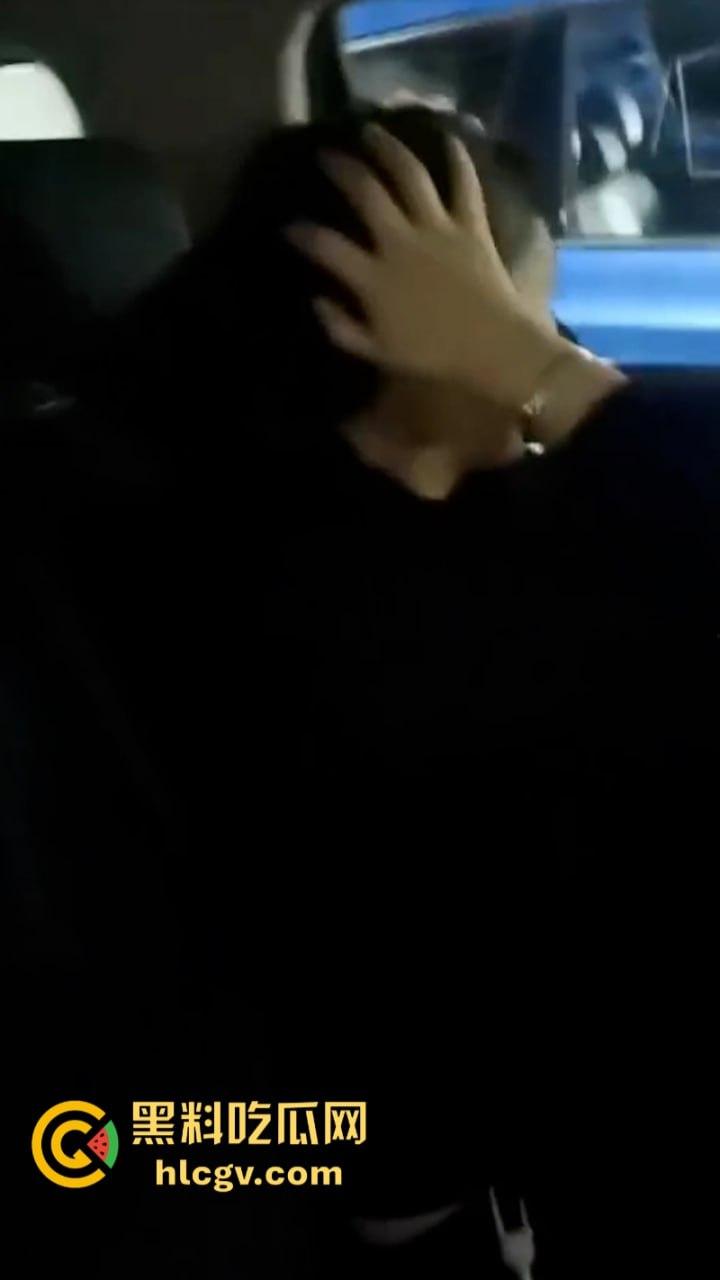 深圳骚婊【林翠霞】劈腿出租车司机被老公当场捉住 社死抓奸视频传遍朋友圈-4