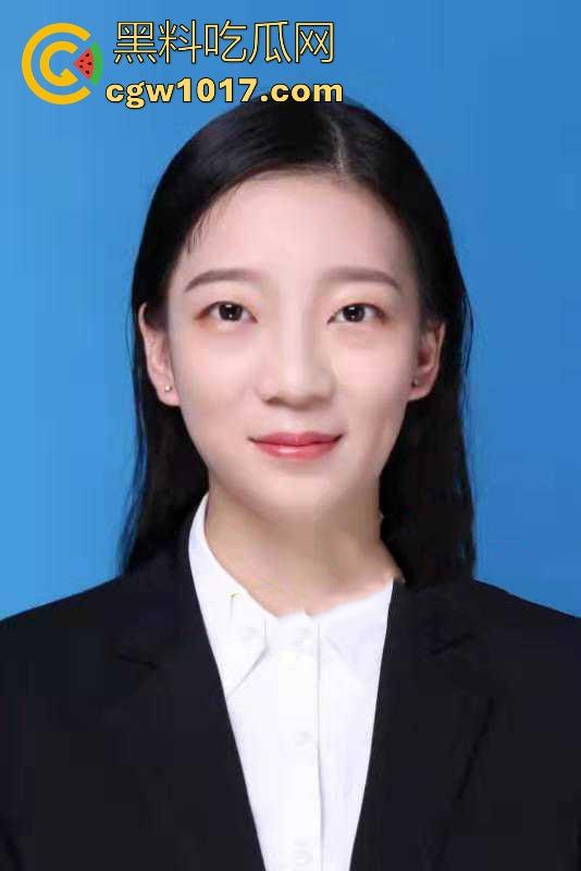 东北师范学大学淫荡小母狗【魏梦】与男友做爱视频曝光，日常花式做爱镜头面前大胆展示小嫩逼，真是应了那句十个眼镜九个骚！-1