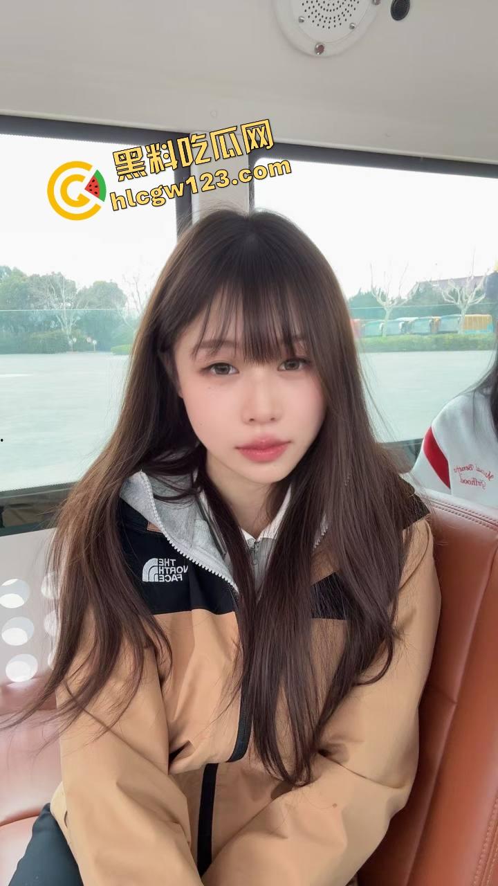 广西玉林【兰茜虹】舔逼舔屁眼双开!被舔时娇喘撅逼,舔人时舔到腿软,这口活比东莞技师还猛!-2