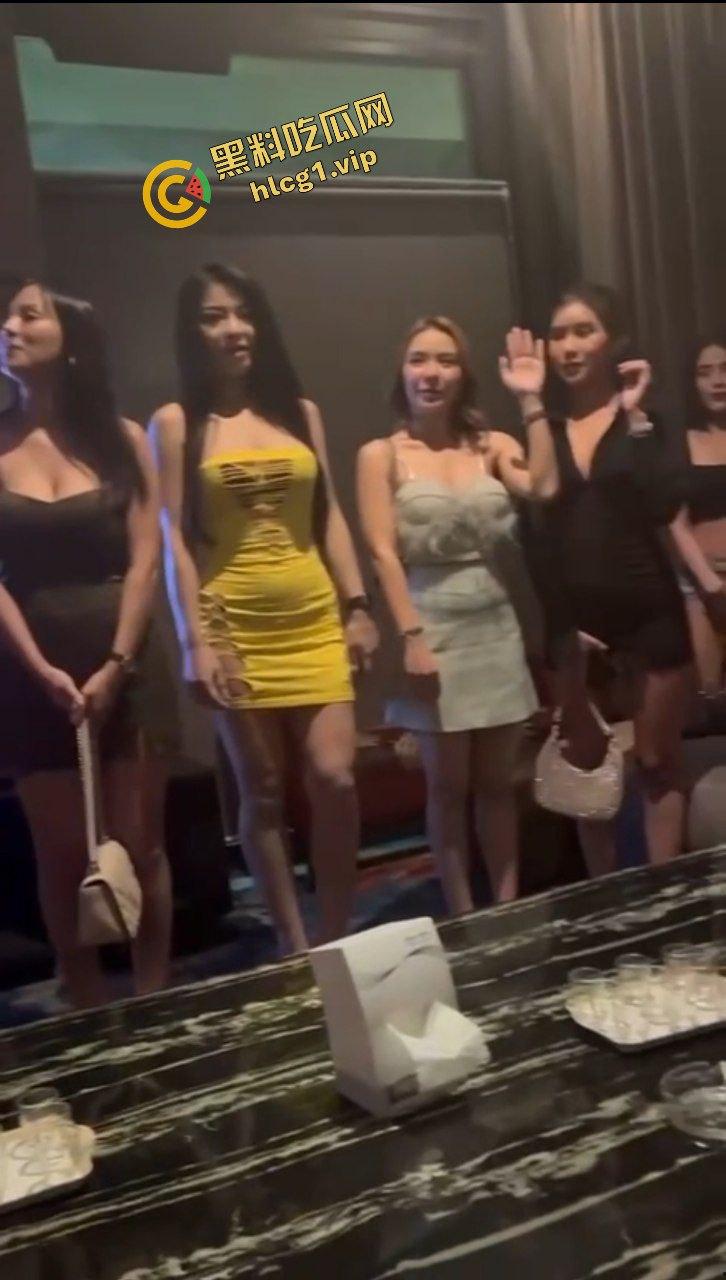 欢迎来到非诚勿扰海选现场！看各位女嘉宾如何风骚 体验金主既视感！-7