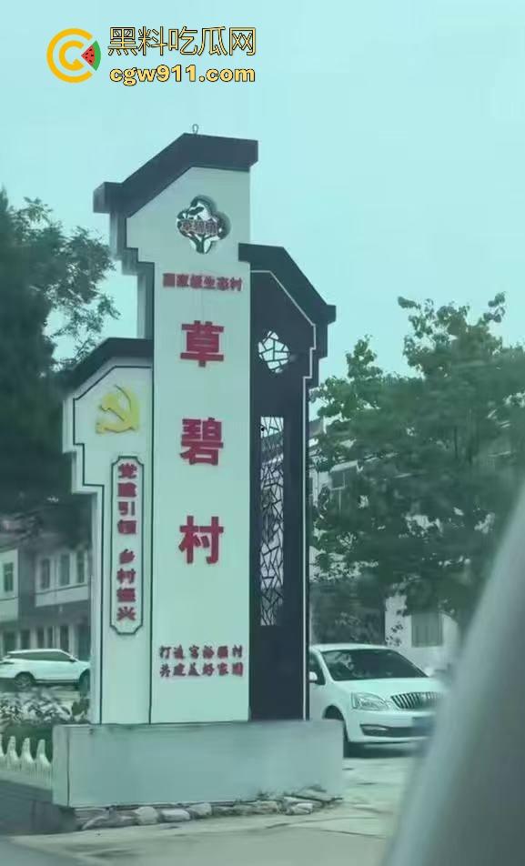 小县城的圈子可真乱啊！女子坦言假期参加3场婚礼有两个新郎曾经操过他，年轻人玩得真开放啊！-2