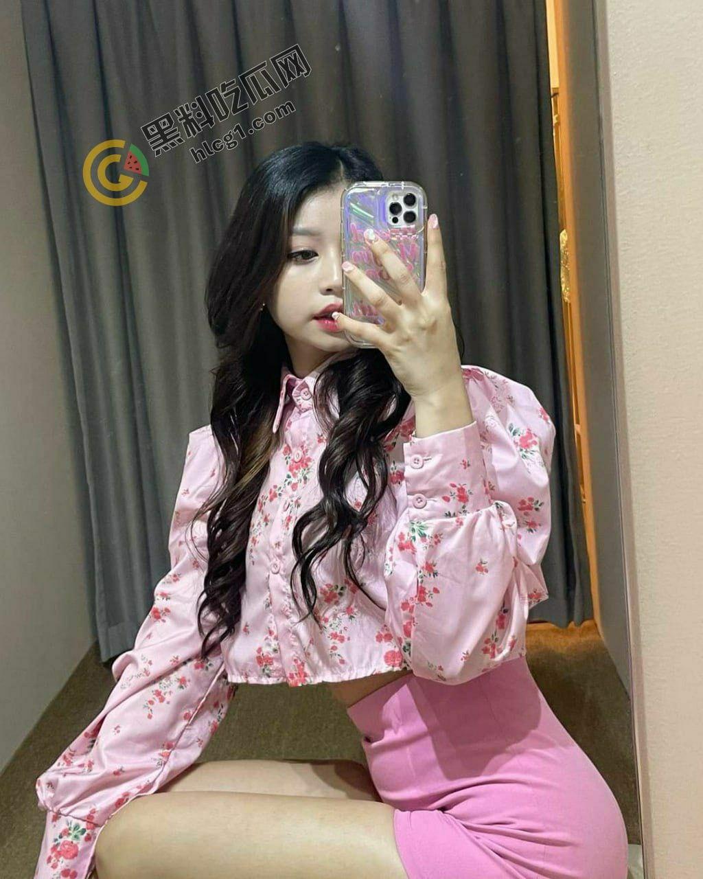 缅甸小甜心不慎流出亲密视频，男友激情戏曝光全网，甜蜜瞬间变成尴尬大片-1