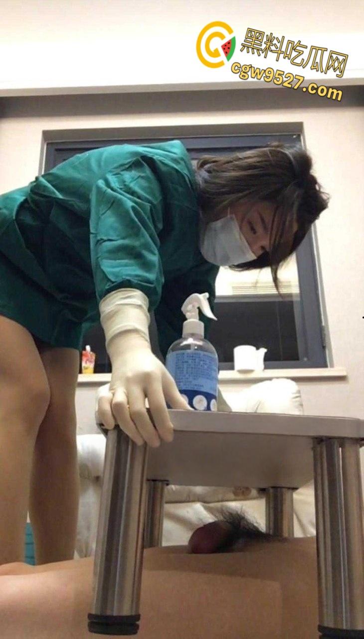 猎奇大赏！瓜友们母狗看多了，给大家分享一个公狗，被女医生马眼快撑爆，这都能射精太下贱了啦！-2