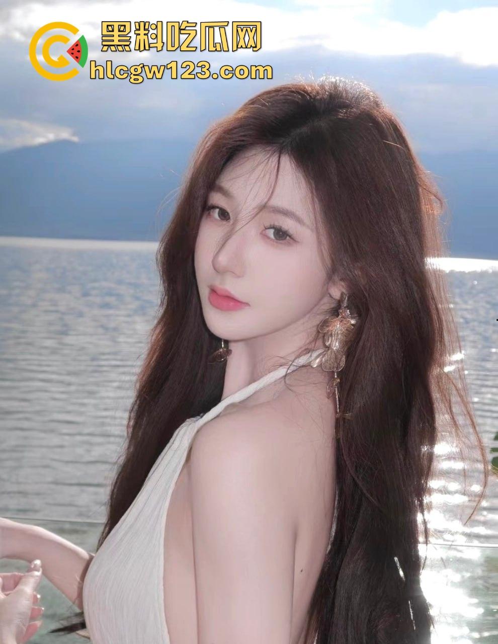 海角乱伦大神 39岁大屁股妈妈30岁堂姐 终于在堂姐醉酒状态 进入了堂姐的骚逼 但是过程堂姐醒了！-1