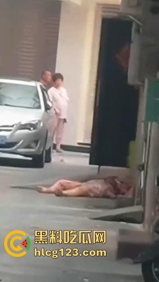 汕头体校外卖小哥爆猛料！老校区附近竟然发生灭门惨案，男子手起刀落，连老婆女儿都不放过！-4