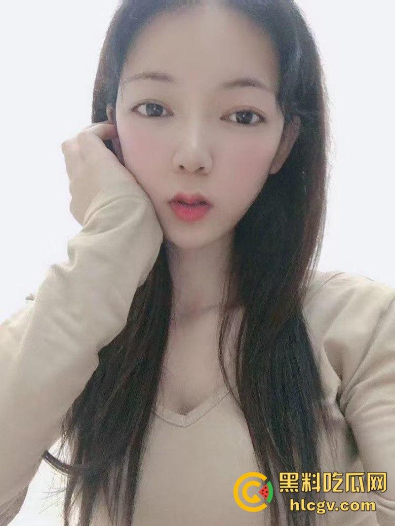 马来西亚博士巨乳反差美女 不雅视频流出 圆润双峰勾人心神 粉嫩乳头奶香四溢-4