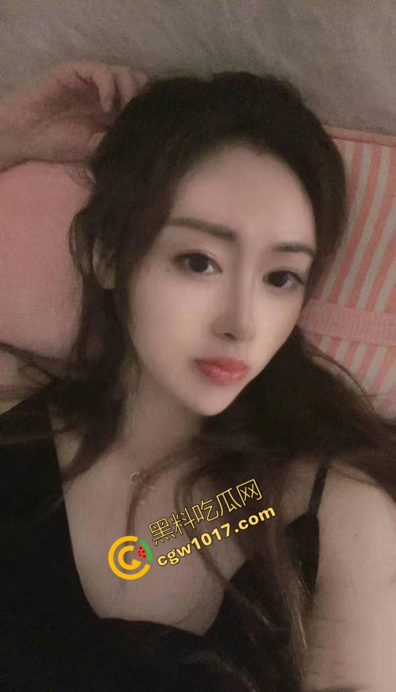 湘西美艳淫娃【宫佳怡】性爱大曝光：迷人巨乳、修长大长腿，深喉口交，猛烈抽插，淫叫连连，分分钟喷发！-2