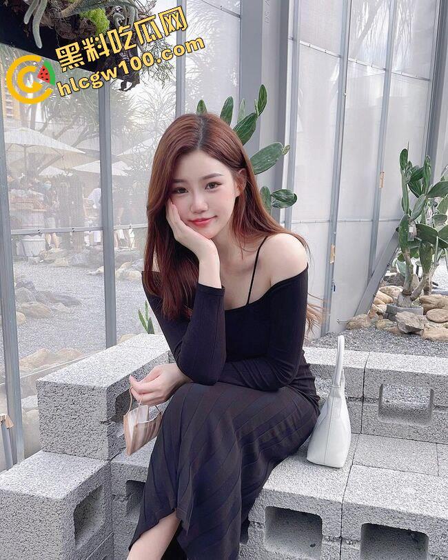 台湾高雄超甜模特【lhua】胯下口交舔屌，主动骑在鸡巴上坐下去来回抽插-10