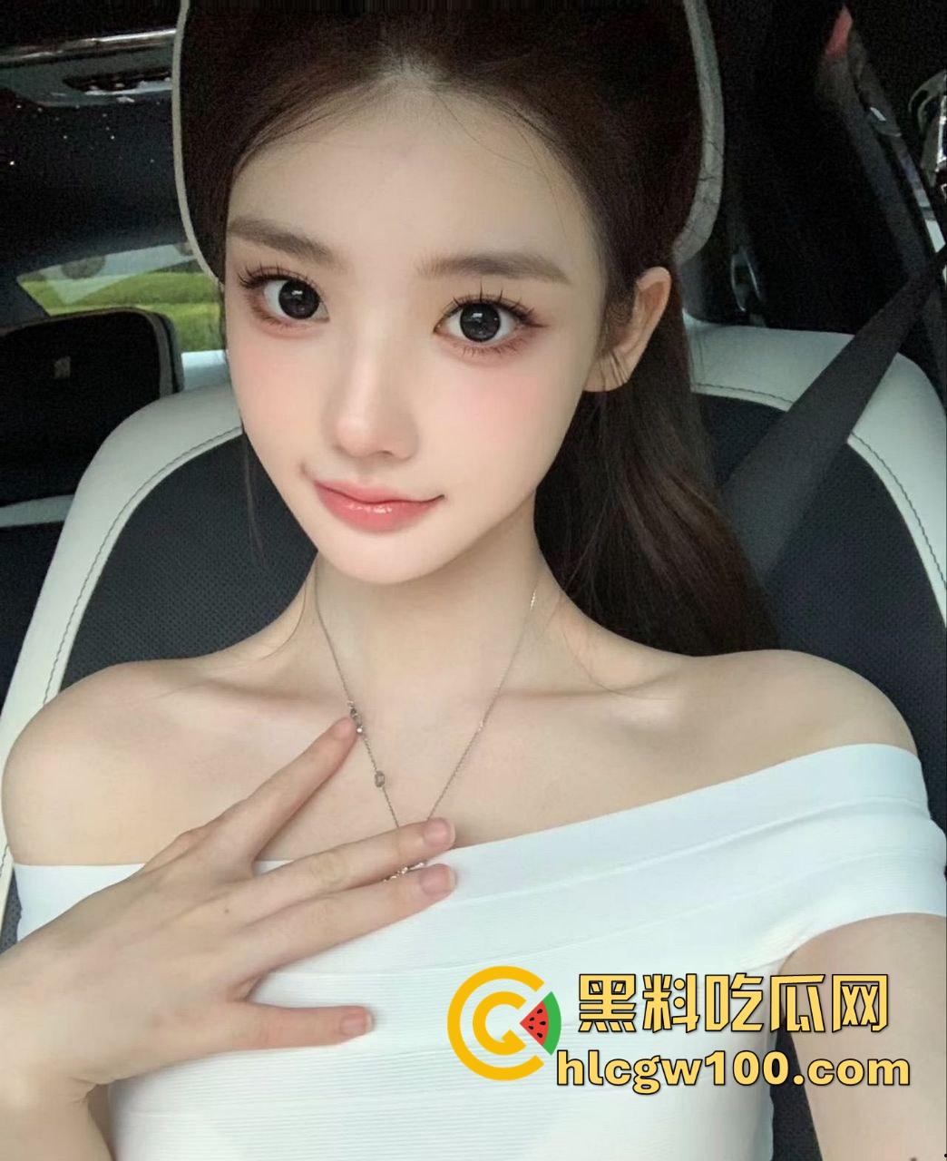 你以为是名媛？其实是黄播女！暴力打边挣钱边挨操，用逼抽烟不会吐烟圈直接被骂差评！-6