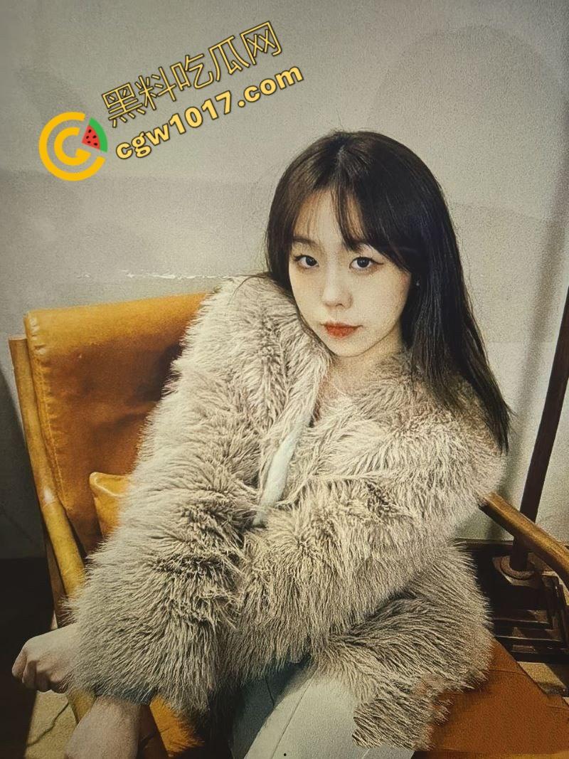 上海应用技术大学爆炸性丑闻！【王肖莉】包养艳照惊天曝光，多姿势性爱，骑乘扭腰压榨，尖叫不断！-2