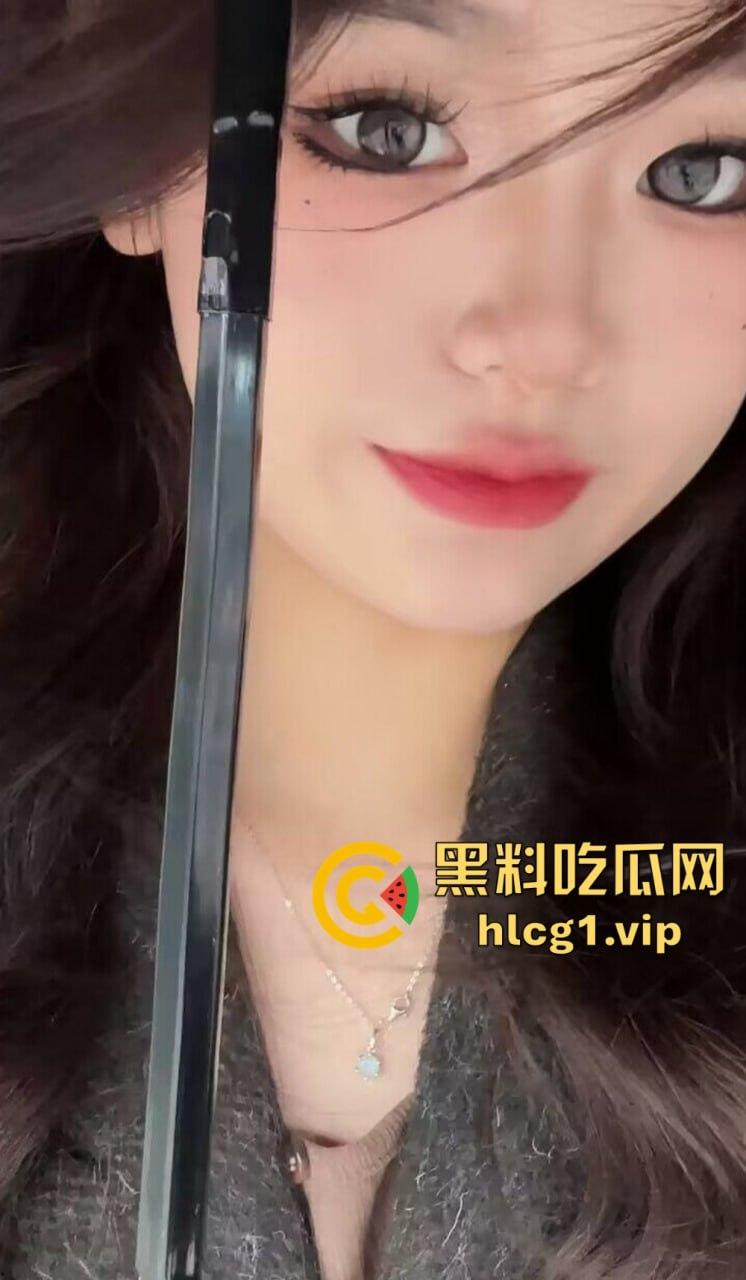 四川传媒大学女神『 林幼薇』的私密视频流出!被绿帽奴男友背后捅刀,鲜花插在牛粪上!-2