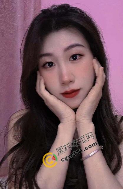 河北高中老师【沈萧萧】约炮被老公抓包，肥臀美乳，口交深喉，骚穴被疯狂蹂躏，淫荡真面目暴露-3