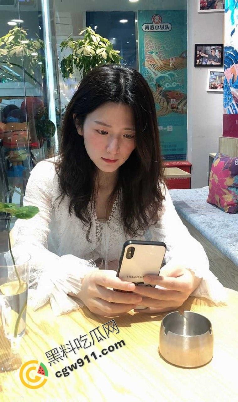 南京极品气质人妻【肖雨铧】偷情曝光！OL装敞胸暴乳，翘臀撅起迎大屌狂操，浪叫不止-2