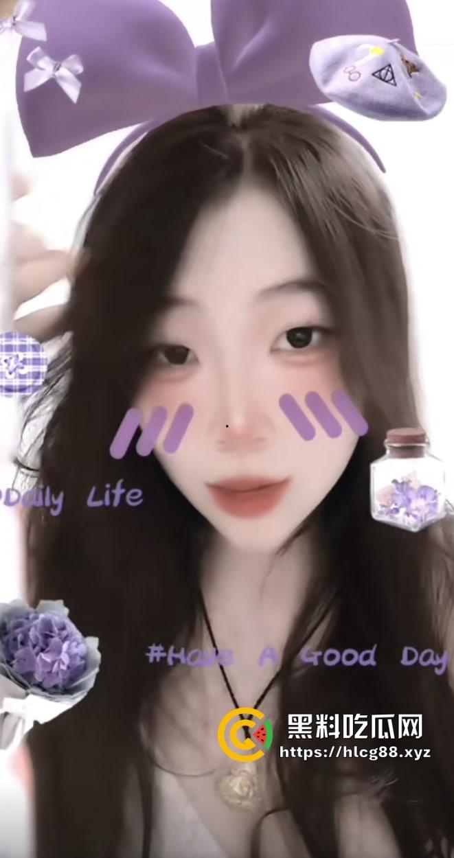 江苏无锡大奶骚妹『热欲』抖音连麦开撸，礼物一刷小粉逼随便看，急找长期鸡巴包养！-5