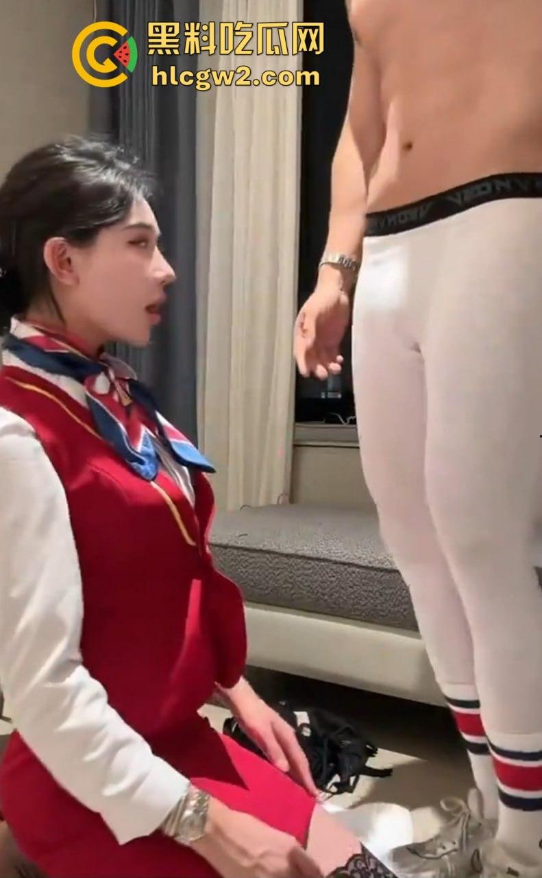 TS口爆合集全新上线！男的吃鸡比女的还专业还好看  鸡儿上的安慕希喝得津津有味，谁不想尝尝？-5