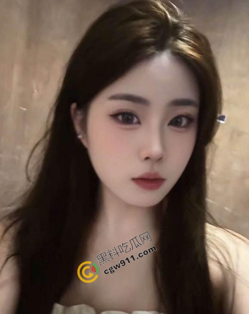 江苏上饶台球助教【张琳琳】真面目揭露：大奶翘臀镜前被金主掐脖后入爆操，高清露脸野性激情视频惊爆网络！-1