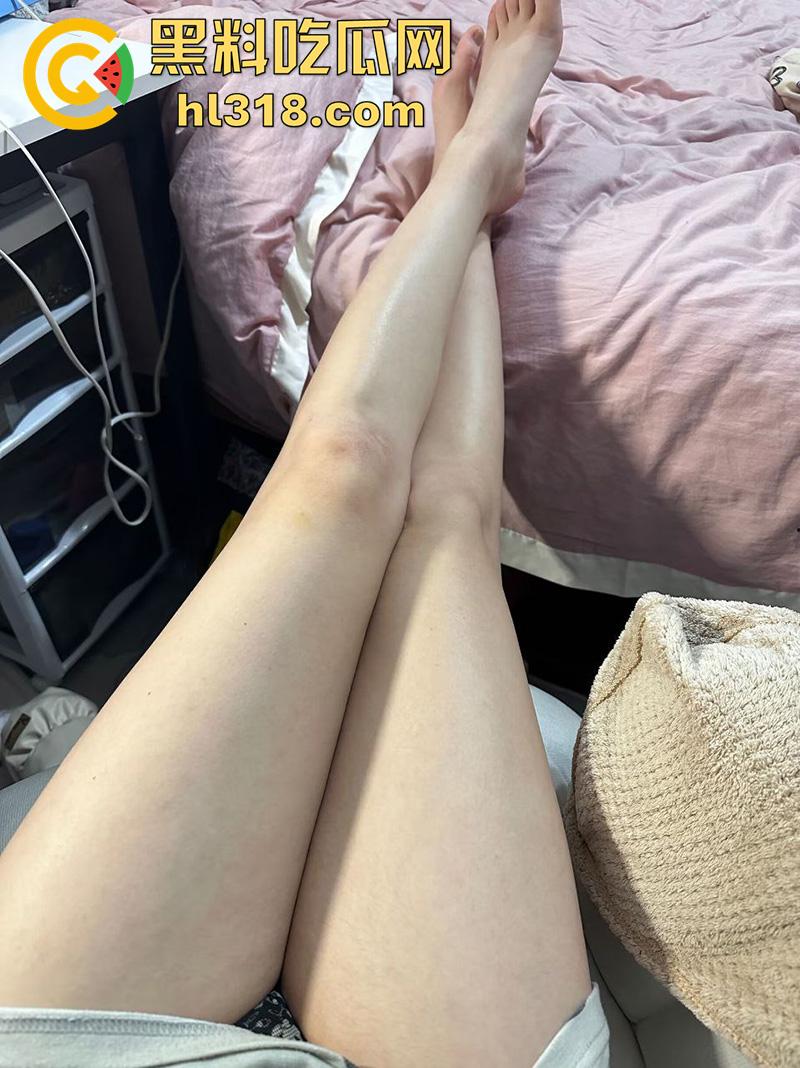 安徽中医学院【李梦】，高颜值女大学生，身材高挑腿长逆天，每天给男友发裸照勾引 ，分手后视频被曝光！-4