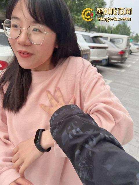 张家界第一人民医院护士【张婉婷】 分手后惨遭渣男无情曝光，极致反差的乖乖女！！-1