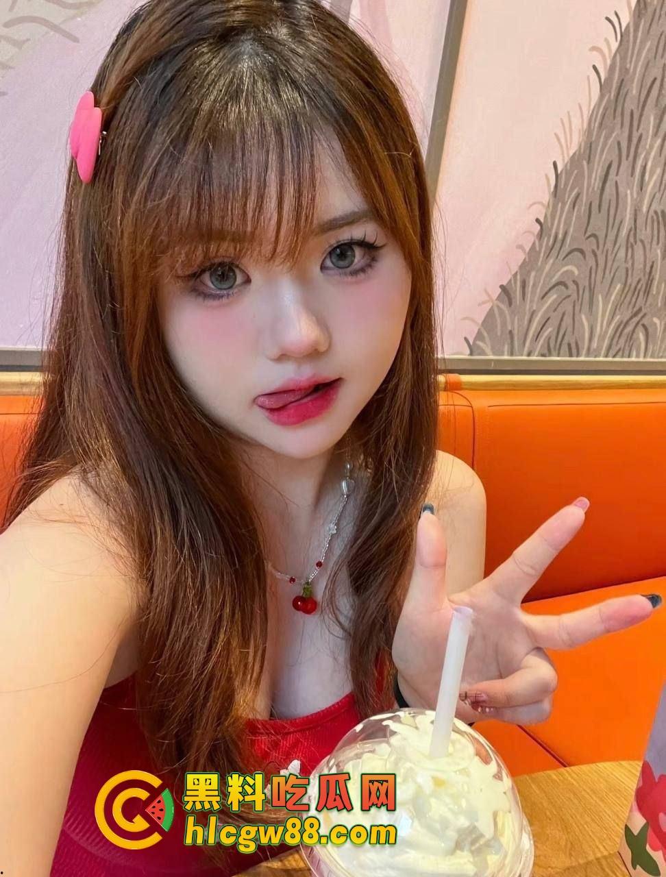 杭州女炮友『李研桦』跨年操到现在，小肥猪逼痒每周三四炮，金币兜不住了，上周最后一炮踢了！-2