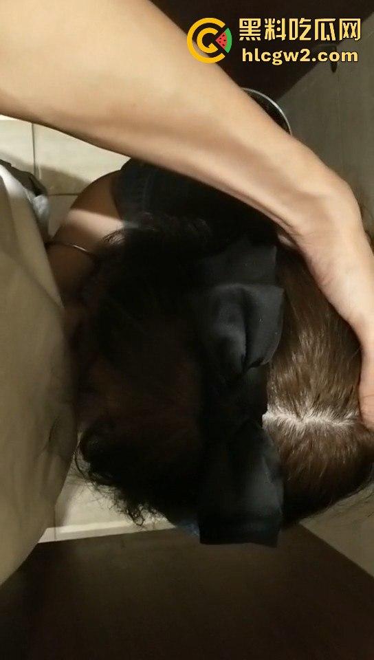 约炮安徽科技学院清纯大一妹 两天酒店大战不停歇 小穴紧致浪叫不断 清纯表面下竟是个骚浪精！-6