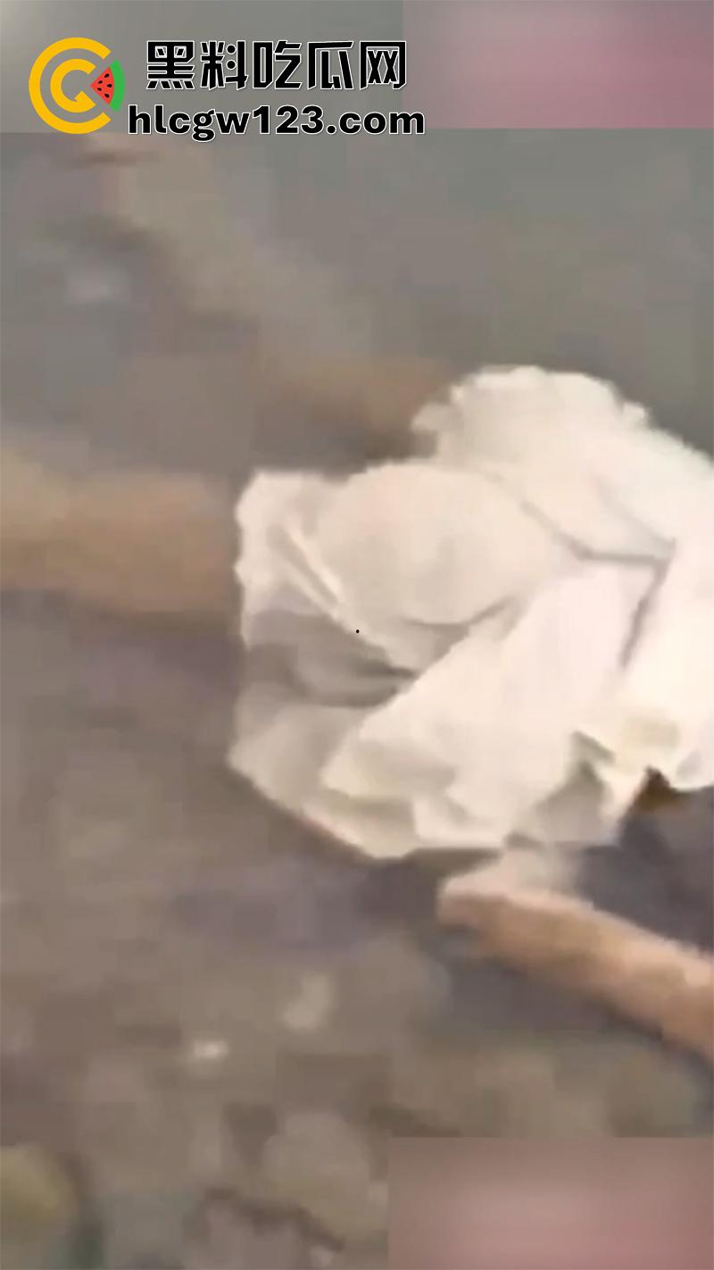 长腿颜值陪酒女，跳河自杀尸体被发现，平时风骚火辣撩丝的人魂儿都没了，竟也是个痴情的种！-7