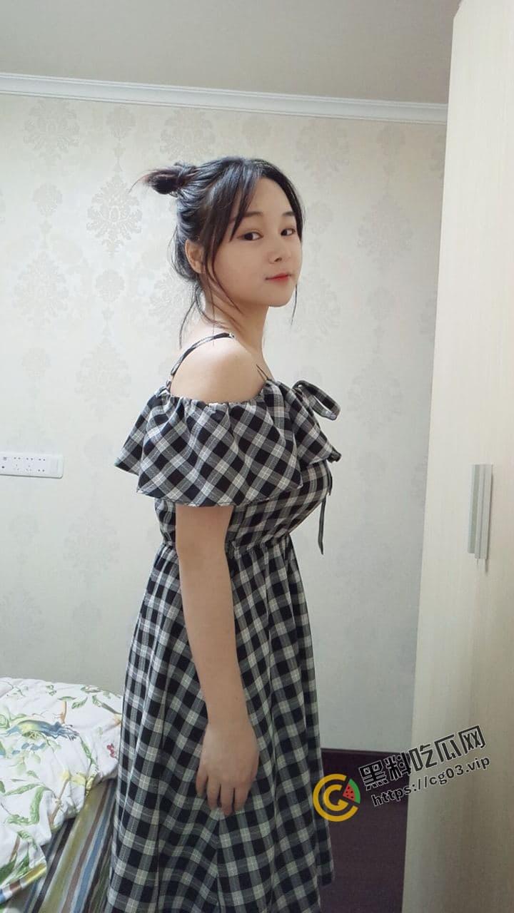 裸贷 借贷宝最新逾期 江苏苏州市 虎丘区康佳花园【张圣兰】海量生活照，裸舞，自慰，各种姿势手持身份证 视频流出-22