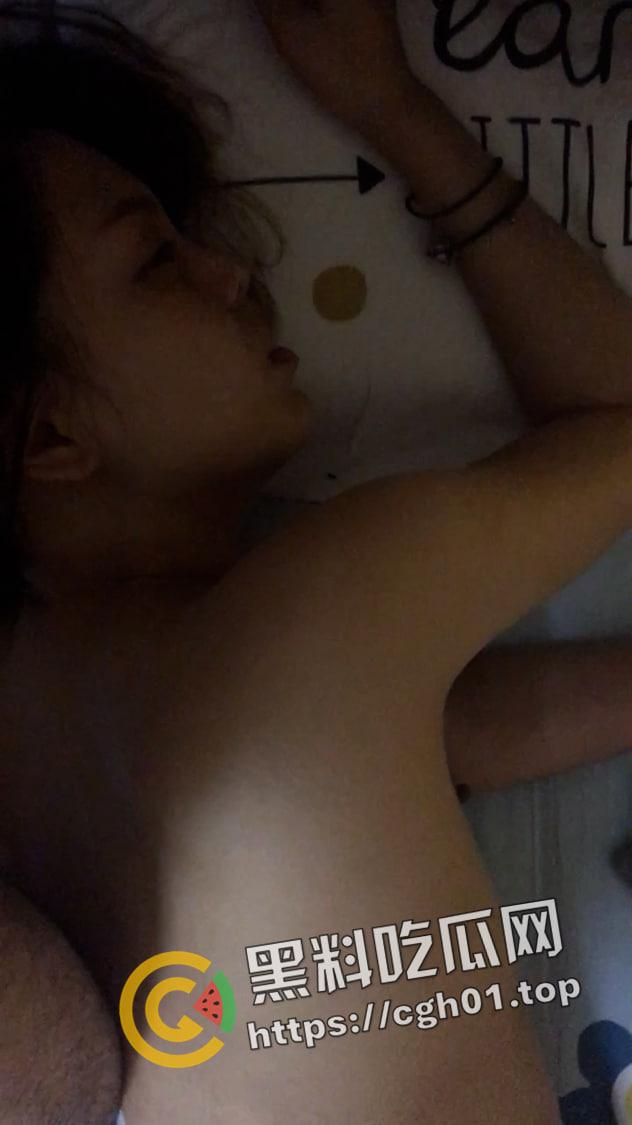 江西极品少妇！风韵十足瑜伽教练被富二代学院后入 御姐味十足 玉足长腿杀人利器-9