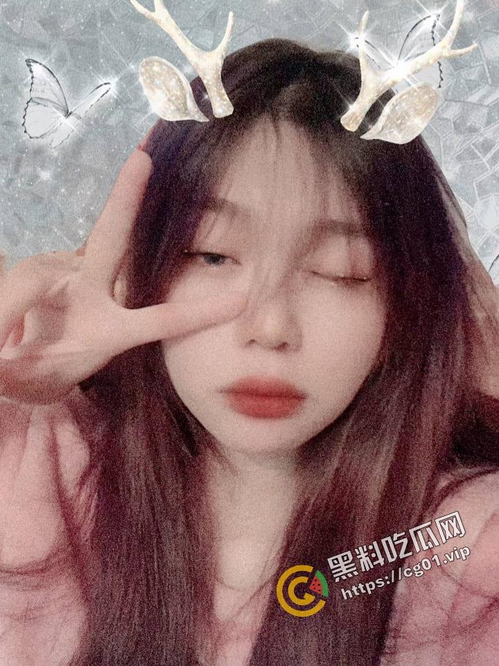 贵州维也纳酒店前台 夏心仪 时间管理大师 同时出轨领导和同事 还能勾搭客户 被爆光不雅视频!-2