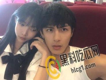 航空极品空姐和肌肉男友激情做爱自拍 男友太猛了 一身肌肉 操的空姐浪叫不止 双双高潮！-1