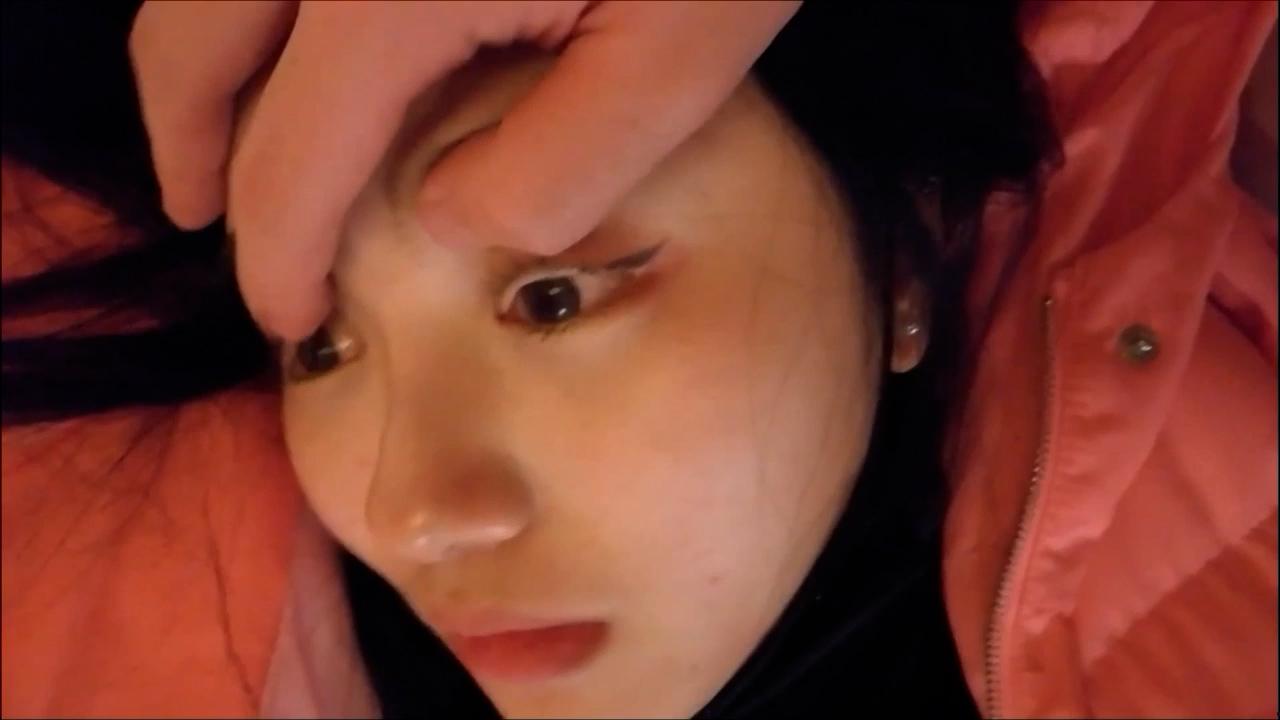 迷奸抖音上吊到的学生妹 太漂亮了 直接下药迷倒  粉嫩的小穴跟没开发过一样-5