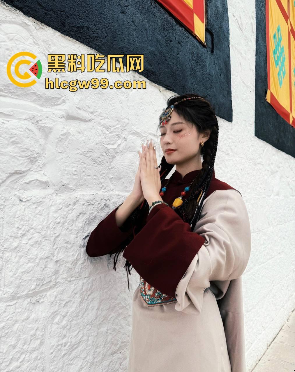 狼友投稿曝光大学生前女友【林辛】私下欠操成性，平时旅游拍美照，约炮帅哥被调教成母狗，放假就是淫乱季！-8