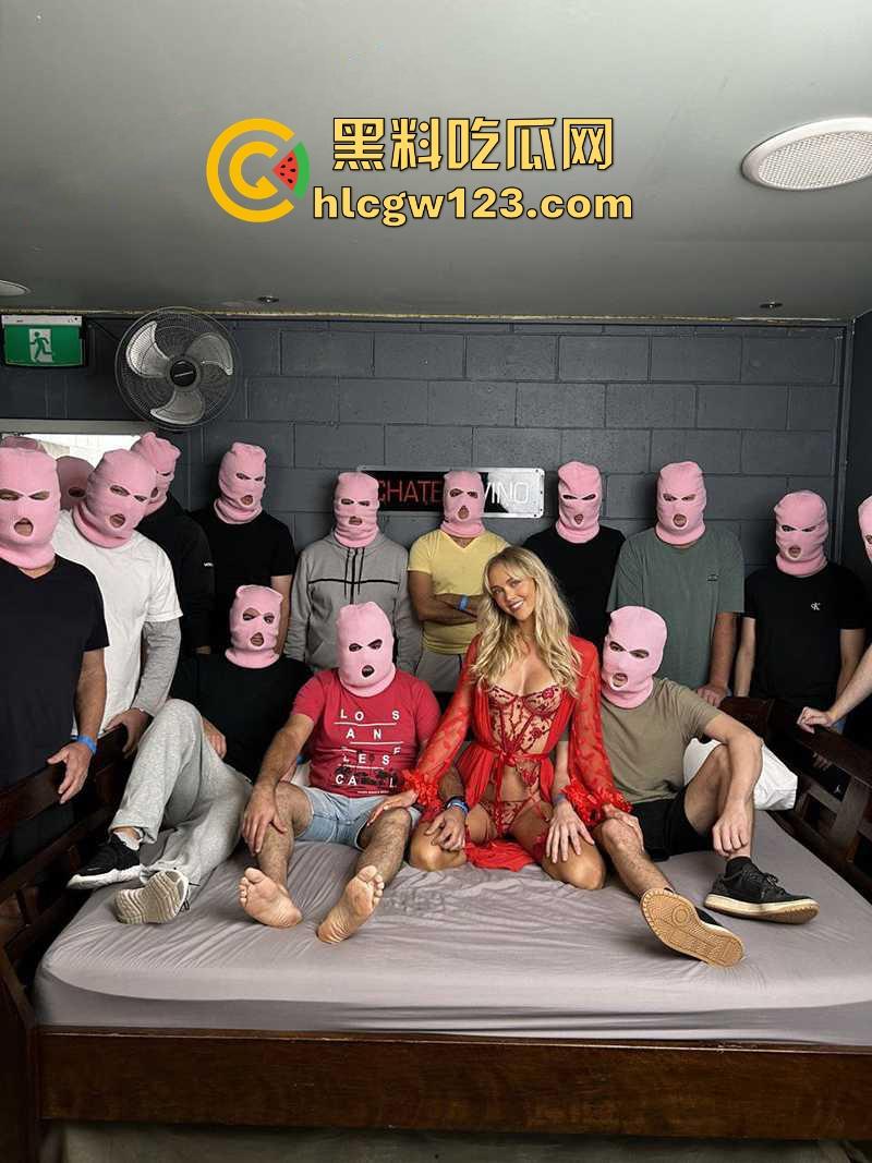 OF澳大利亚博主【安妮·奈特】发起大规模性挑战 6小时内与583名男子激情做爱 最后因大出血而入院！-11