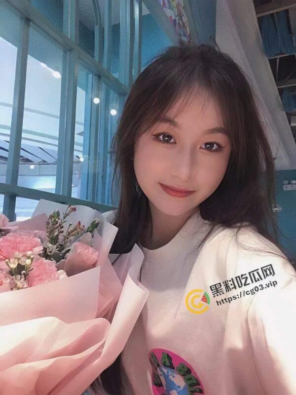 福建大学大三校花林紫妍私密短片被渣男前男友流出-5