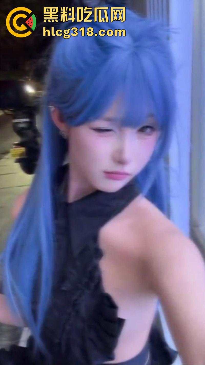 顶级尤物福利姬【小屁大王】屁小六，罕见做爱视频流出，各种逼脸同框视角，绝对的人间尤物啊！-6