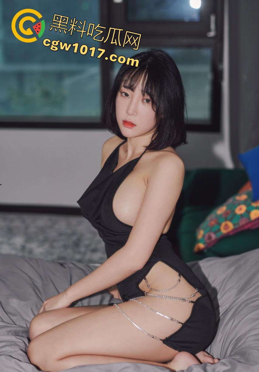 公园摆摊算命，算命大师哄骗极品小仙女，揉胸抠穴就能断知福祸，趁机揩油过足手瘾，我现在学算命来得及吗？-1